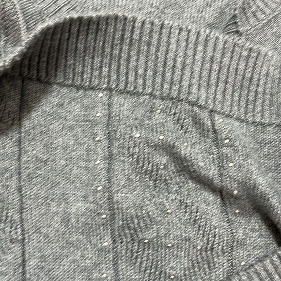 The Loft Outlet Gray Cable Knit Sweater with Pearls Long Sleeve Sz S - Picture 7 of 11